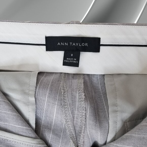 Ann Taylor Gray/White Pinstripe Dress Pants, Size 8 - Picture 4 of 4